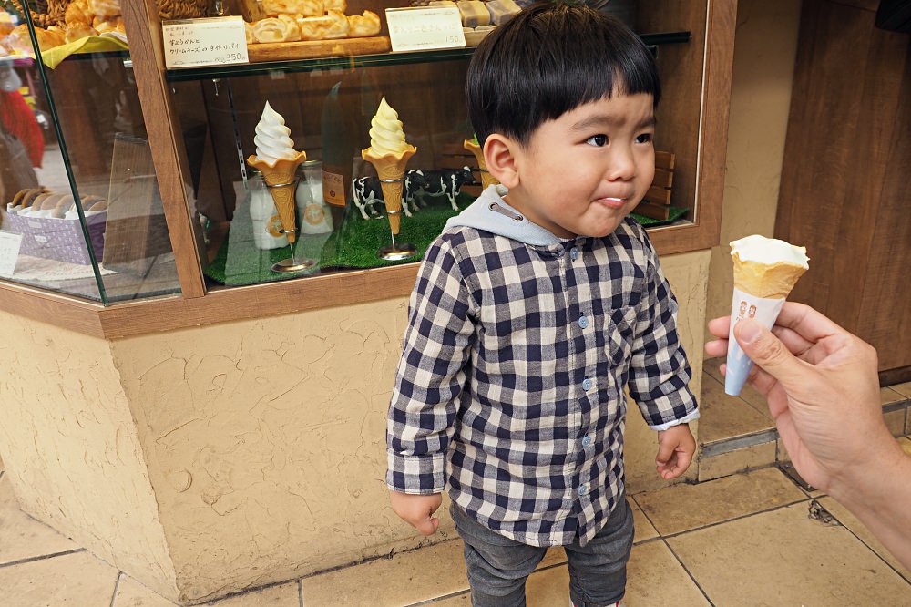 東京淺草 | 花月堂菠蘿麵包/豐福黑毛和牛咖哩麵包/淺草メンチ炸肉餅