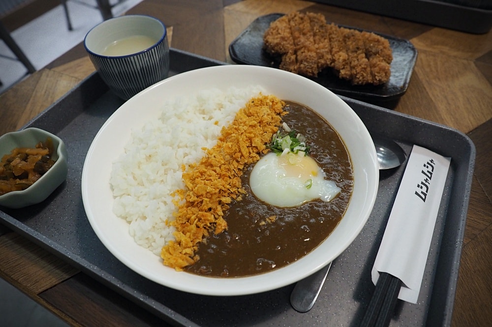 新竹竹北 | Musha Musha 竹北鹿場店。濃郁熟成咖哩/特製乾咖哩肉醬/大人系日式咖哩 - 第12張圖 新竹竹北 | Musha Musha 竹北鹿場店。濃郁熟成咖哩/特製乾咖哩肉醬/大人系日式咖哩