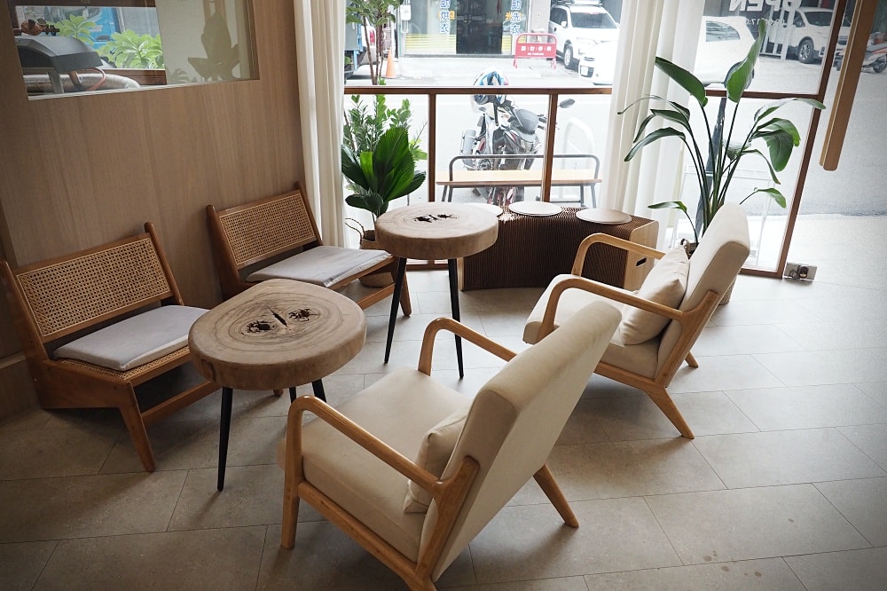 台中北屯 | 青燕焙煎所 AOIWA Coffee。手作牛肉麵/自家烘焙咖啡/台中捷運文心中清站