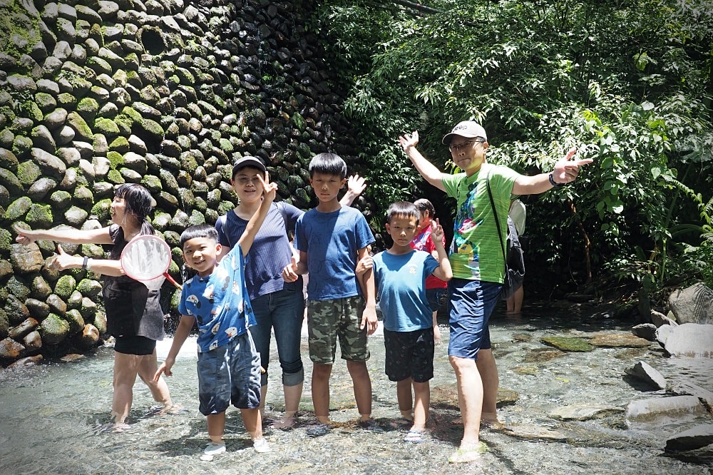 南投埔里 | 彩蝶瀑布。夏日免費消暑勝地/親子戲水私房景點/新手溯溪體驗