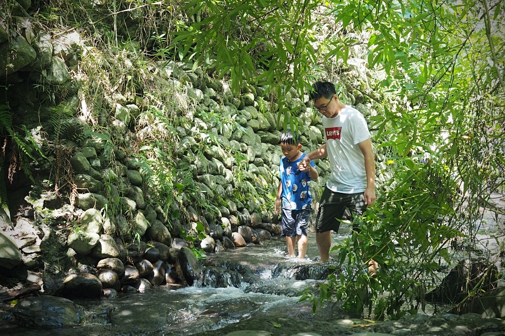 南投埔里 | 彩蝶瀑布。夏日免費消暑勝地/親子戲水私房景點/新手溯溪體驗