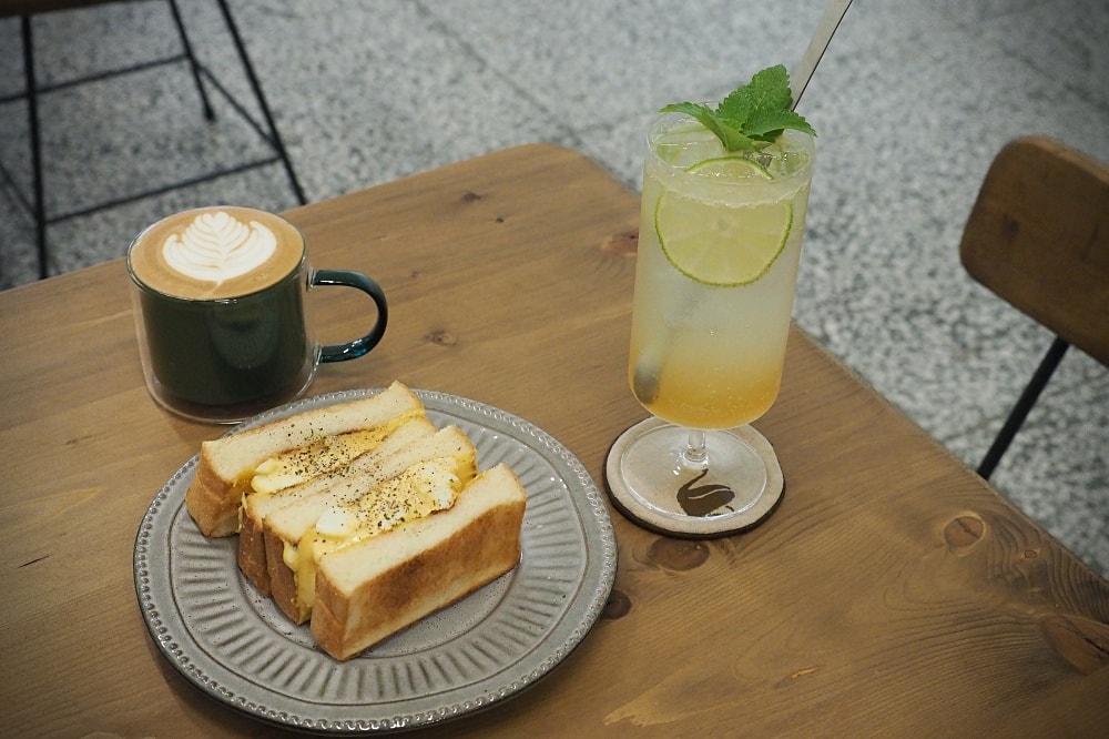 新竹 | 自然產販豆所 coffee & roaster。自烘咖啡專賣/文青質感老宅/城隍廟周邊 - 第18張圖 新竹 | 自然產販豆所 coffee & roaster。自烘咖啡專賣/文青質感老宅/城隍廟周邊