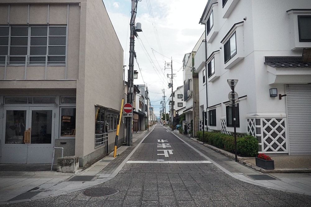 長野松本 | 松本市周邊散策。春夏秋冬布丁、竹風堂銅鑼燒/國寶松本城/四柱神社