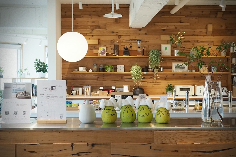 台中市 | 路得行旅國際青年旅館。文青質感旅店/Room Room市集/台中車站對面