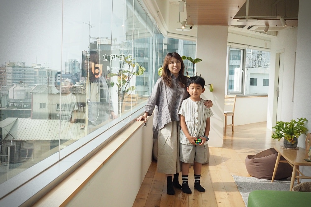 台中市 | 路得行旅國際青年旅館。文青質感旅店/Room Room市集/台中車站對面