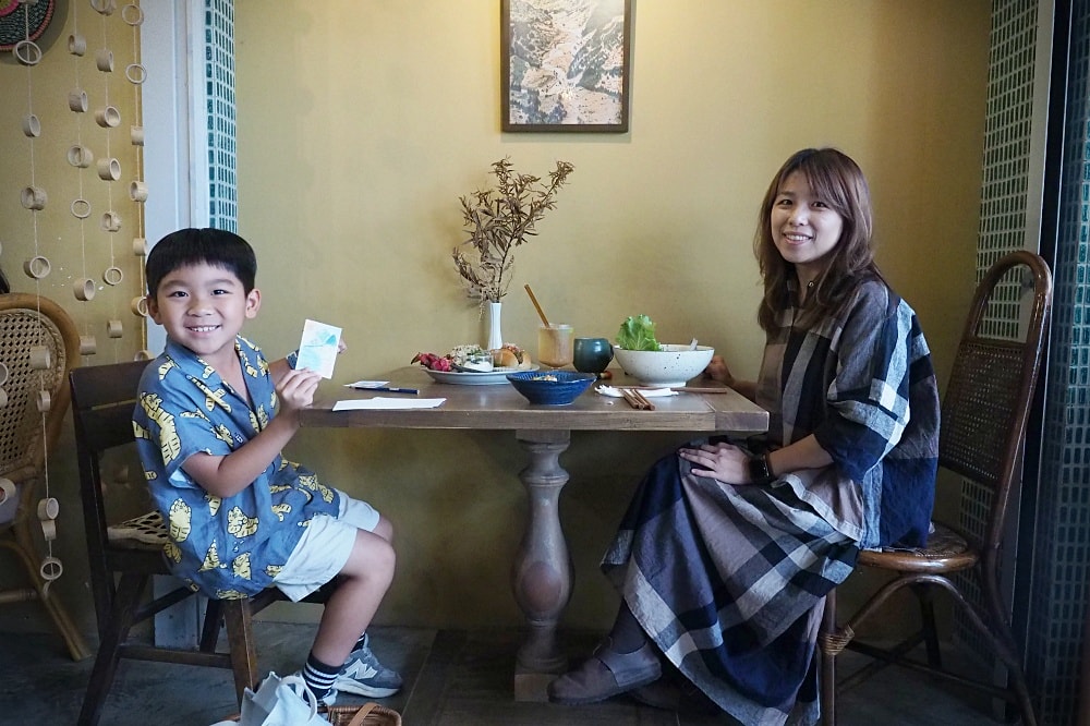 花蓮市 | 南島百合Lily Of Island Eatery（已搬遷）。南島風情早午餐/家傳牛肉麵/森林系老宅