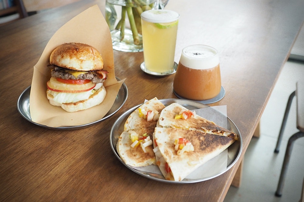 台東河東 | 都蘭小房子。輕食漢堡早午餐/東海岸異國風情/新東糖廠文化園區