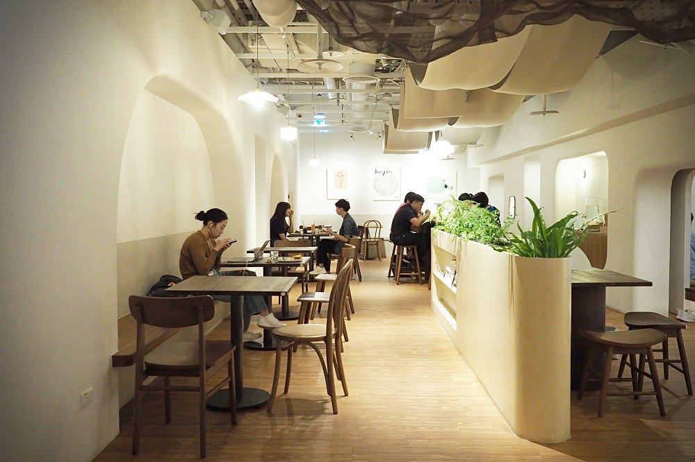 台北中山 | Waku Waku Burger わくわく 中山店。誠品生活南西/日式漢堡洋食/捷運中山站