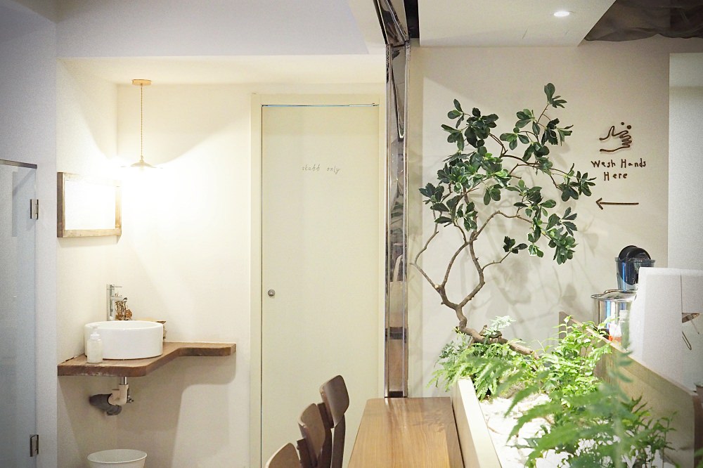 台北中山 | Waku Waku Burger わくわく 中山店。誠品生活南西/日式漢堡洋食/捷運中山站